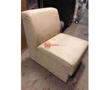 Кресло без подлокотников белое каркас дерево, обивка кож-зам Размер: 580х760х800 мм